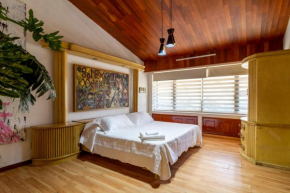 Casanova Suites & Hostel